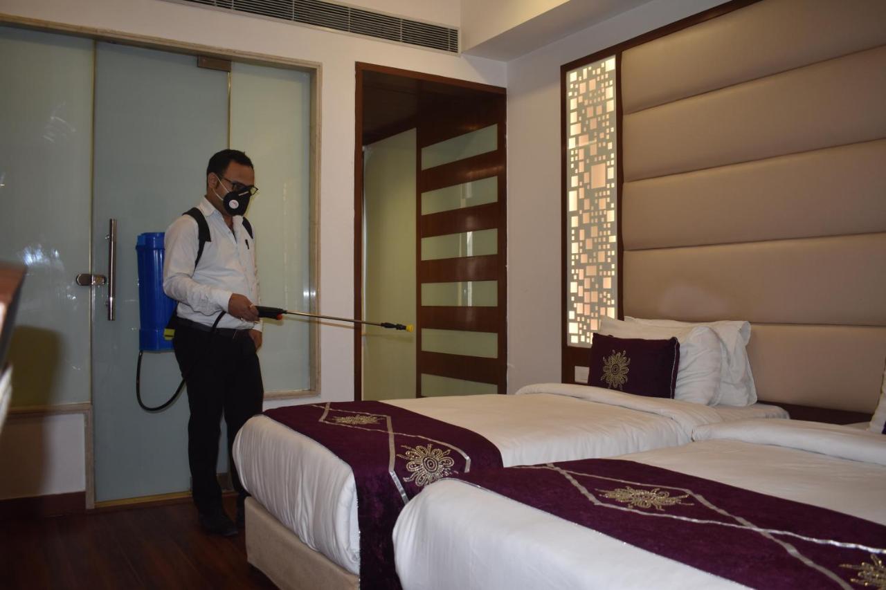 Hotel Swaran Palace Delhi  Eksteriør bilde