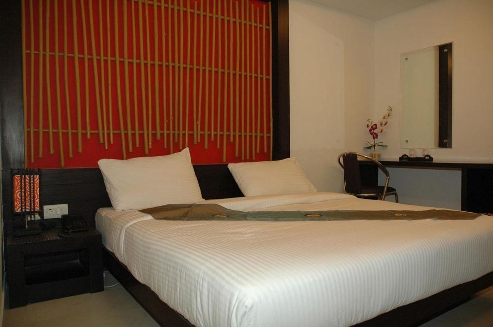 Hotel Swaran Palace Delhi  Eksteriør bilde