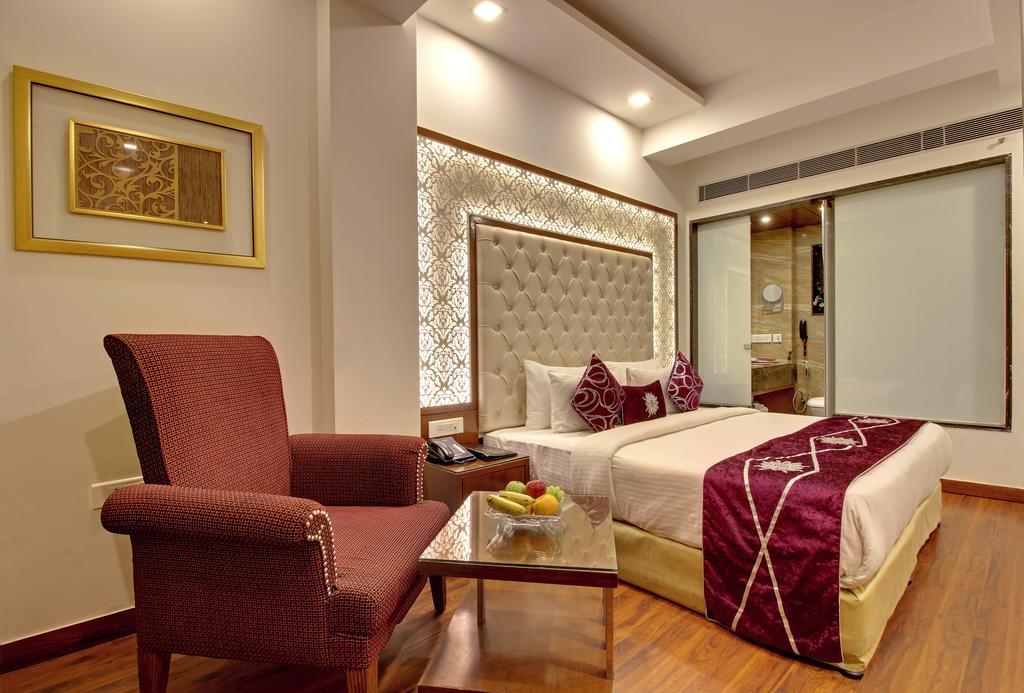 Hotel Swaran Palace Delhi  Eksteriør bilde