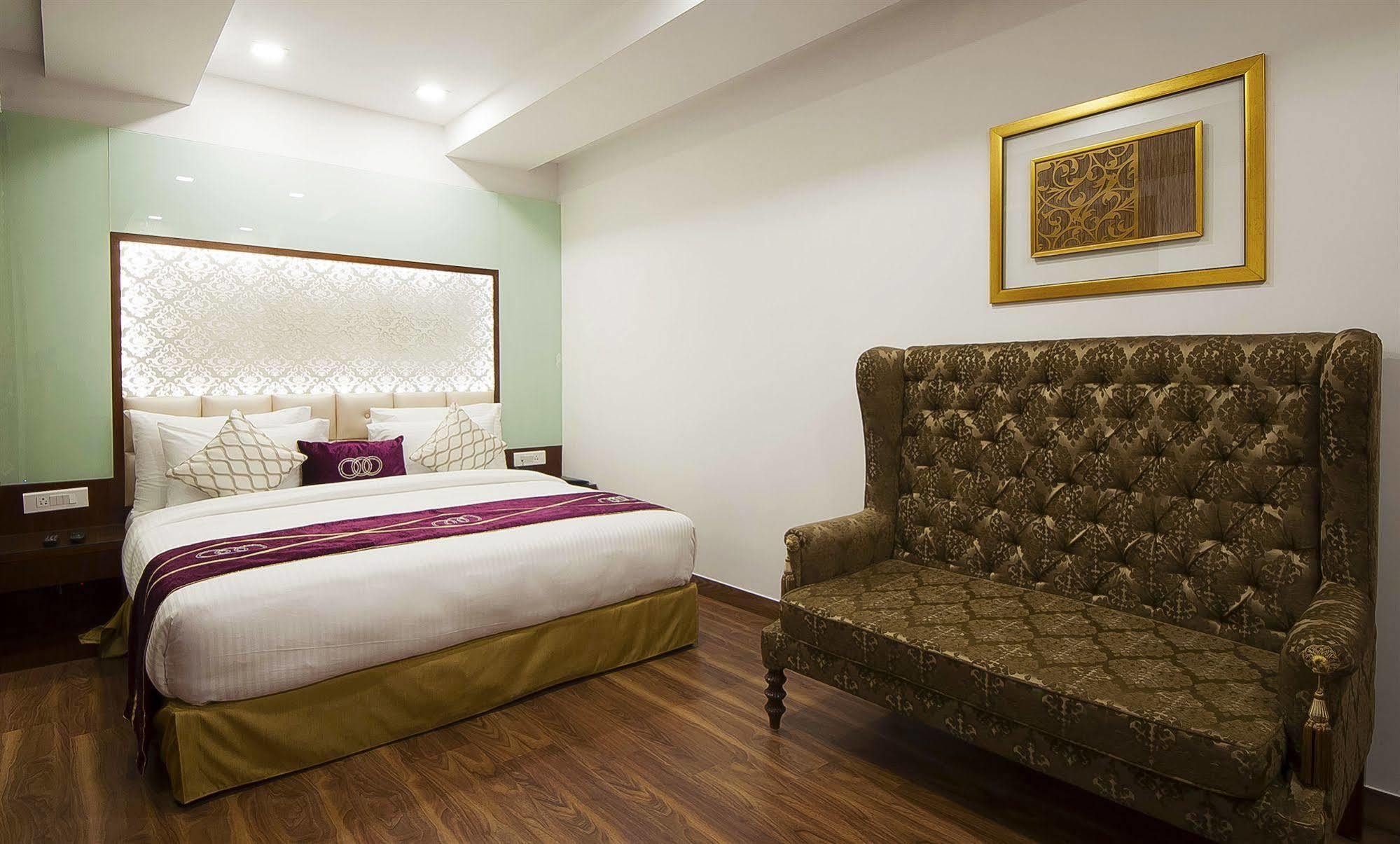 Hotel Swaran Palace Delhi  Eksteriør bilde
